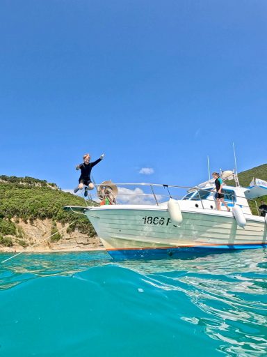 Bootstour mit Roberto - Krnica Boat Excursions